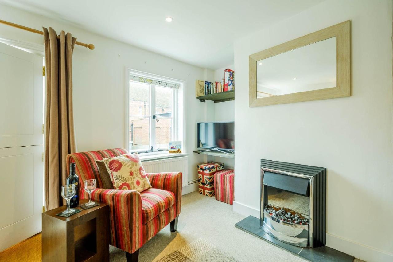 Poppy - Coastal Holiday home *