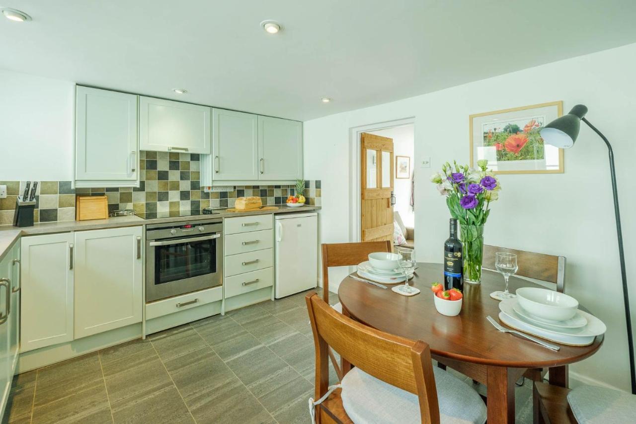 Holiday home Poppy - Coastal