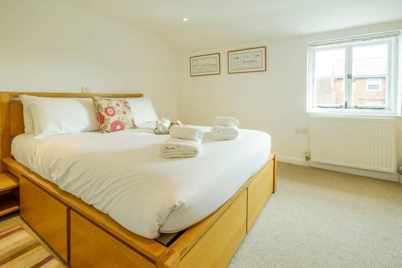 Poppy - Coastal Holiday home